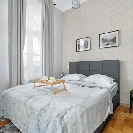 Przytulne Studia Very Berry W Poznaniu Blisko Parku By Noclegi Renters Buitenkant foto