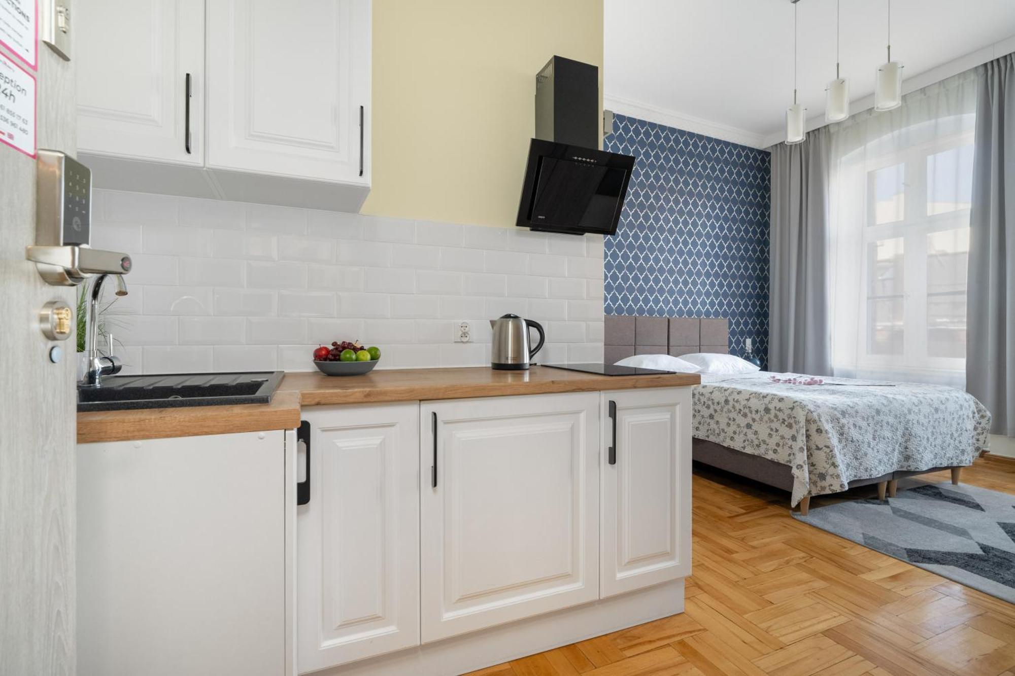 Przytulne Studia Very Berry W Poznaniu Blisko Parku By Noclegi Renters Buitenkant foto