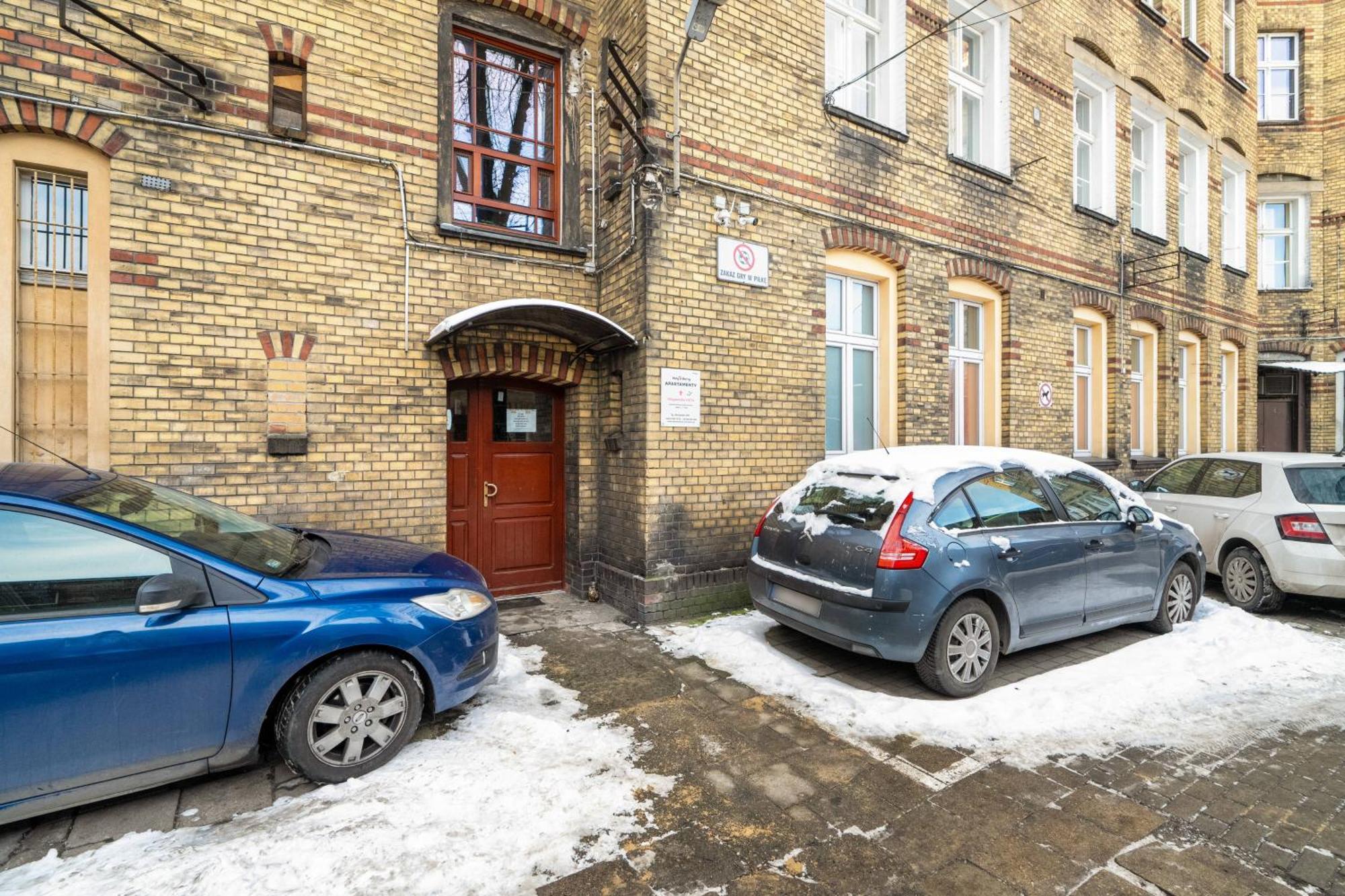 Przytulne Studia Very Berry W Poznaniu Blisko Parku By Noclegi Renters Buitenkant foto