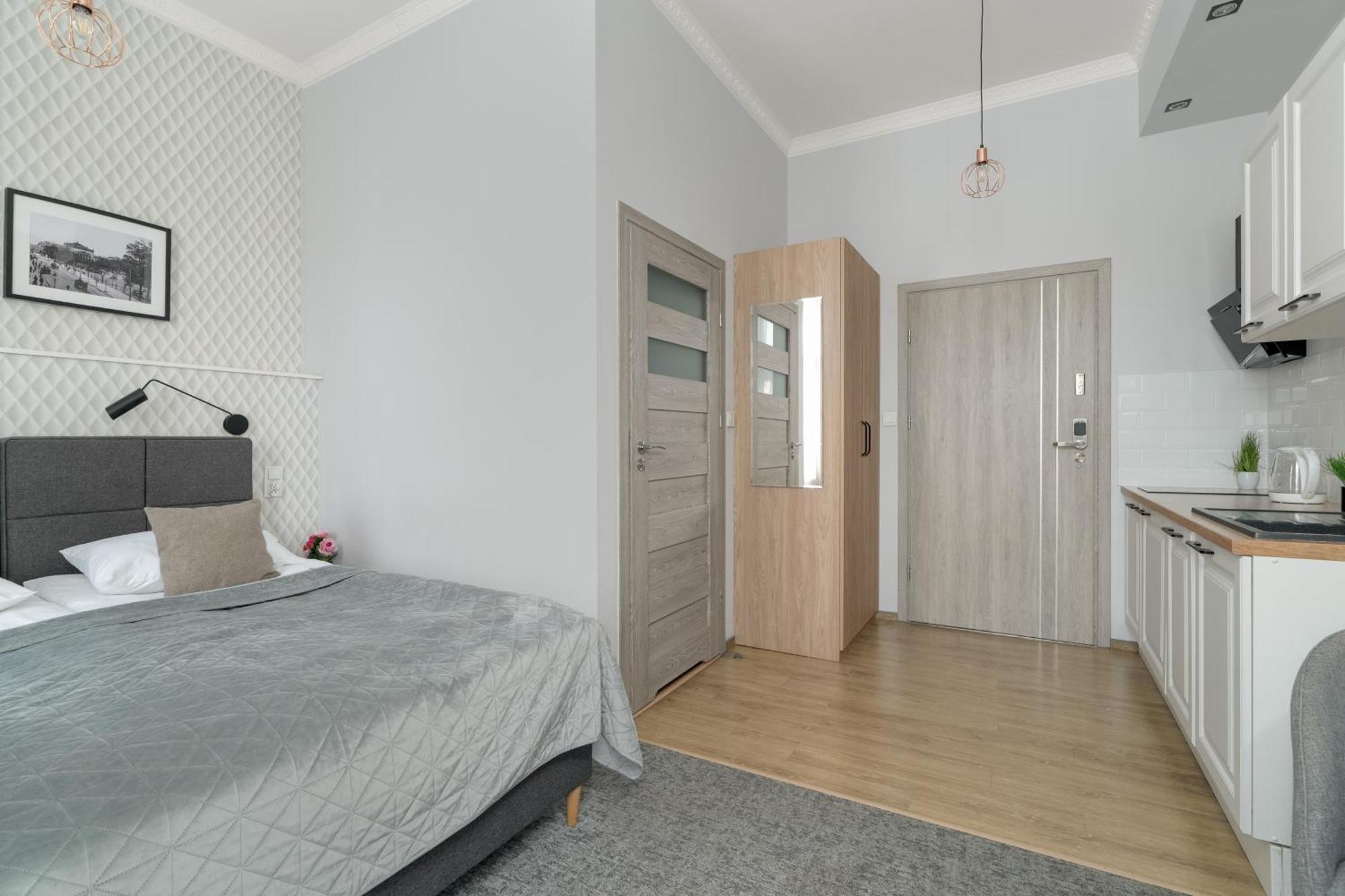 Przytulne Studia Very Berry W Poznaniu Blisko Parku By Noclegi Renters Buitenkant foto