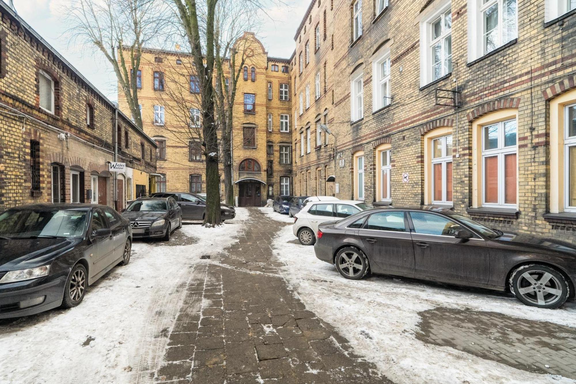 Przytulne Studia Very Berry W Poznaniu Blisko Parku By Noclegi Renters Buitenkant foto